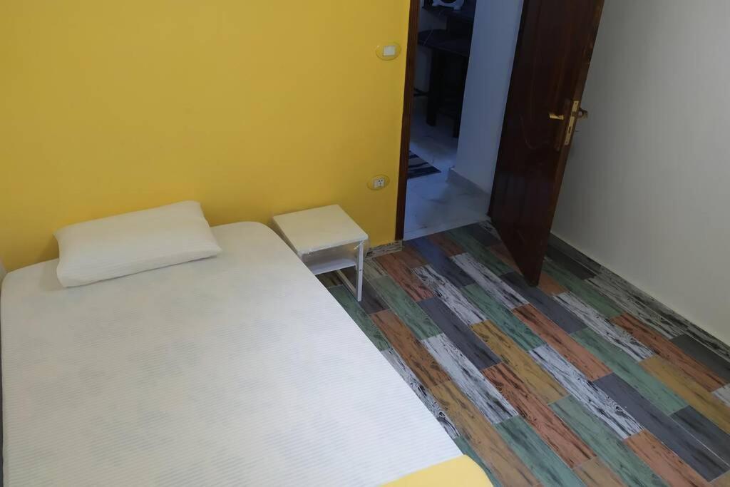 Sunny Modern Apartment With Good Internet, Near From City Center Of Alexandria Eksteriør bilde